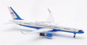1:200 para vuelo a bordo para ESTADOS UNIDOS DE AMÉRICA para Boeing 757-200 C-32A 98-0001 - Imagen 1 de 12