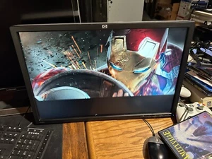 HP ZR24W VM633A 24" 1920 x 1200 Widescreen - Screen Has A Scratch - Refer Pics - Picture 1 of 4