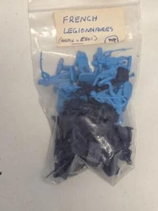 Vintage Airfix HO 1/87 Scale soldiers - French Legionnaires - unpainted - Picture 1 of 1