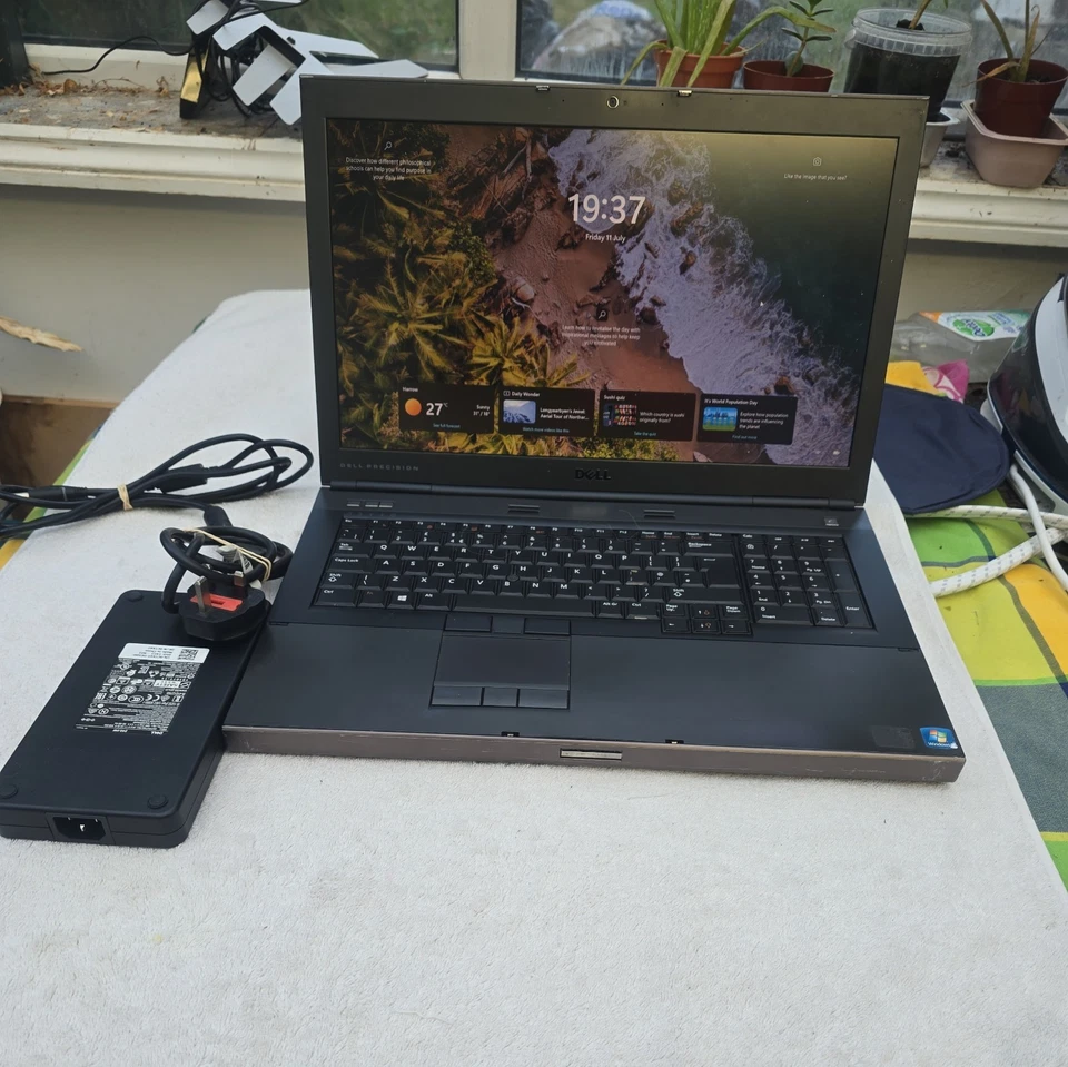 DELL GAMING Precision M6700 i7 17.3" 16GB 2.7Mz 1.5TB HD WIN11 +Office +FIREWIRE - Image 1 of 4