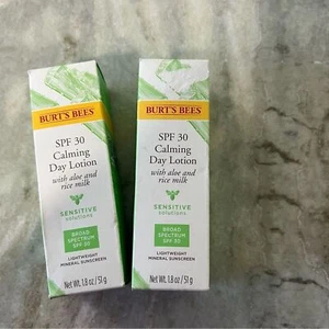 TWO NWT Burts Bees SPF 30 Calming Day Lotion Sensitive Solutions - Picture 1 of 8