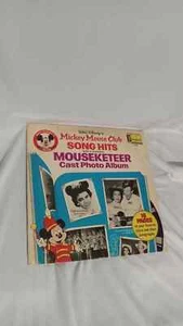 Walt Disney’s Mickey Mouse Club Song Hits with a Personal Mouseketeer Cast Photo - Foto 1 di 6