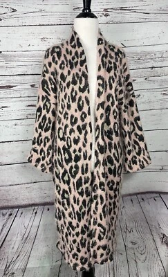 NUEVO CON ETIQUETAS WILDFOX Cárdigan Pestañas Abierto Largo Rosa Animal Talla XS Metálico Cómodo Foto 1 de 4