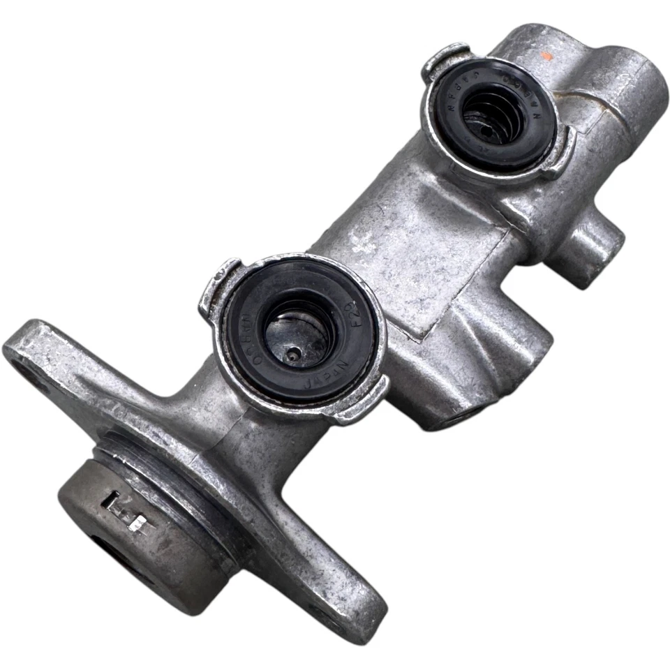 Cilindro maestro de freno REMAN OEM 11-2458 4601041F20 PARA 1989-1994 Nissan 240SX Foto 1 de 4