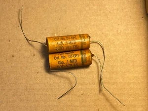 NOS Matched Pair Cornell-Dubilier .1 uf 600v Dwarf Tiger Wax Capacitors TESTED E - Picture 1 of 7