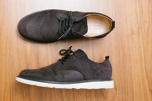 Herren Größe 9 / EU42 CLAE schwarz Wildleder Vibram Ellington Schuhe, limitierte Auflage - Bild 1 von 8