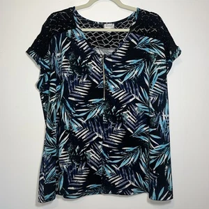 Avenue women’s Short-sleeve Blue Floral Plus size 18/20 Crochet Shoulder EUC - Picture 1 of 10