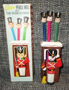 VINTAGE DAN-DEE IMPORT WEIHNACHTEN SOLDATEN BLEISTIFT GUT mit Bleistiften & BOX JAPAN - Bild 1 von 3