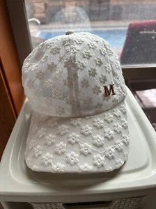 White mesh floral embroidery baseball hat - Picture 1 of 3
