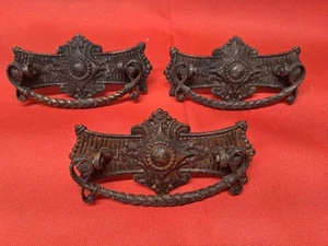 Tiradores de cajón antiguos vintage de latón - Imagen 1 de 5