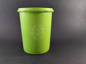 Tupperware Servalier 811-5, verde lima bote de 6" con tapa 812-18 harina azúcar - Imagen 1 de 8