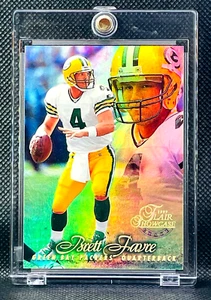 BRETT FAVRE - FLAIR SHOWCASE Holo Rifrattore - MINT - GREEN BAY PACKERS - Foto 1 di 8