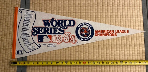 Vintage 1984 Detroit Tigers World Series 30x12 Felt Pennant Cover