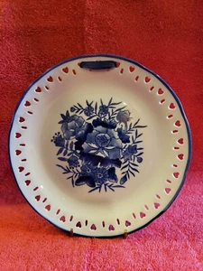 Vtg Blue & White Round Dish Ceramic Decor Vanity Plate Wall Hanger - Picture 1 of 4