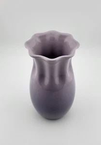 Le Creuset Flower Petal Vase - 20 Oz - Bluebell - NIB - Picture 1 of 8