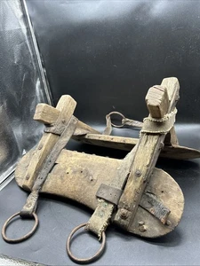 Antico Western Sawbuck Confezione Legno Telaio Sella Primitivo Intagliato A Mano Cavallo Arte - Foto 1 di 24