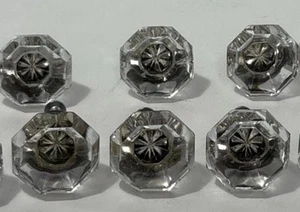 VINTAGE Lotto di 6 POMELLI A STRAPPO PER ARMADI IN VETRO TRASPARENTE come da foto 1-1/2 pollice Con viti - Foto 1 di 5