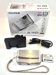 Fujifilm FinePix Z70 12.2MP Digitalkamera Silber OVP mit Ladegerät bitte lesen - Bild 1 von 17