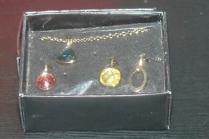 Vintage Avon Schmuck geometrisch austauschbar Anhänger Halskette Edelsteine NEU - Bild 1 von 1