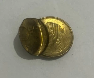 EGYPT 50 PIASTERS COIN Cleopatra 2012 ERROR COIN wrote Cancelled In Arabic . - Picture 1 of 2