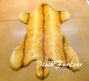 Tappeto 2' x 4' Impala pelle di cervo renna/righe beige marrone chiaro/pelliccia peluche sempre/pelliccia sintetica - Foto 1 di 3