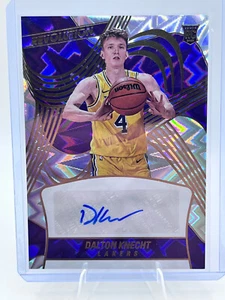 Dalton Knecht 2024 Panini Revolution Rookie Autografo #RA-DAL Impact /100 - Foto 1 di 2