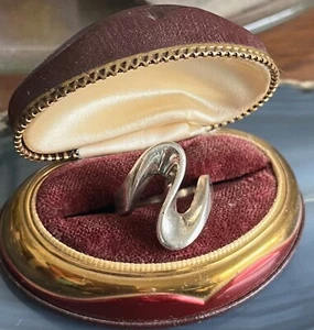 Vintage Modernist Sterling Silver Wave Ring - Picture 1 of 8