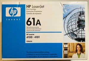 Cartucho de tóner LaserJet negro original HP C8061A, HP 61A nuevo sellado - Imagen 1 de 5