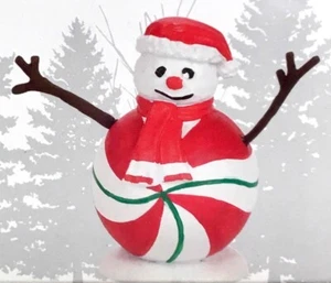 DEPT 56 PEPPERMINT SNOWMAN 4057595 Dorfzubehör DEPARTMENT D56 NEU - Bild 1 von 5