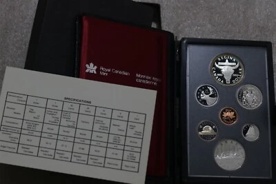 🧭 🇨🇦 CANADA 1982 PROOF COIN SET WITH SILVER COINS B62 #17 - Image 1 of 4