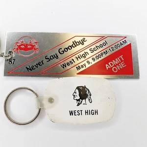 SET Waterloo West High School Wahawk Schlüsselanhänger 1987 Goodbye Event Admit Crab 6E - Bild 1 von 8