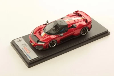 Looksmart LS559K 1/43 Ferrari F80 Rosso Magma Con Livery Modello Auto - Immagine 1 di 4