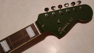 Bajo Fender Squier Classic Vibe VI 2025 BLEM seis MÁSTIL DE GUITARRA perlado sin tocar Foto 1 de 4