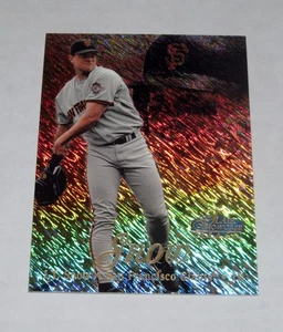 Flair Showcase Row 1 1998 #102 J.T. Gigantes de nieve - Imagen 1 de 1