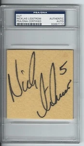 NICKLAS LIDSTROM DETROIT RED WINGS SIGNED CUT AUTOGRAPH PSA/DNA 83687112 - Picture 1 of 1