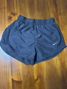 Girls Size XS Nike Athletic Black Shorts - Picture 1 of 4
