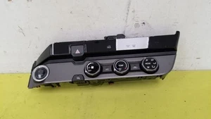 17 TOYOTA TACOMA MANUAL TEMPERATURE HVAC CLIMATE CONTROL - Picture 1 of 12