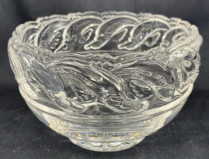 Tiffany Crystal Bowl Interlocking Dolphins Pattern 5" Vintage 1980-1990 - Afbeelding 1 van 7