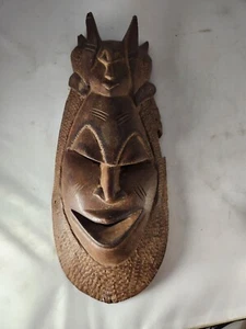 LARGE VINTAGE Hand Carved Wood African Wall Mask 15" - Picture 1 of 6