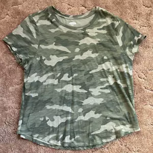 Camiseta para mujer Old Navy Everywear XL verde camuflada manga corta cuello redondo - Imagen 1 de 6