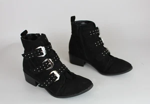 New Look Damen-Booties Größe 7 UK 40 EU schwarz Wildlederimitat Nieten Schnallen Artikel - Bild 1 von 10