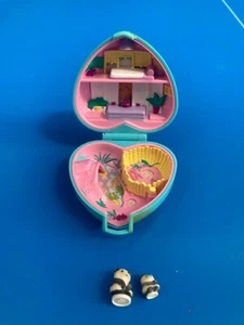 POLLY POCKET-Polly's Pretty panda pet parade Bluebird 1993 + 2 FIGURINE - Imagen 1 de 11