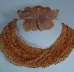Enorme collar colgante de flor de cornalina de diseño tallado vintage de 12 hebras de cuentas - Imagen 1 de 11
