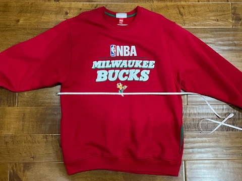 Mitchell and Ness Milwaukee Bucks sweatshirt circa 2006 XL vintage Cover