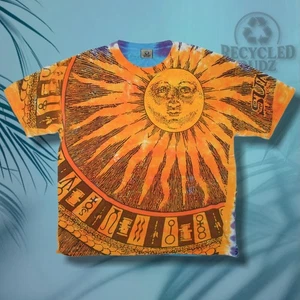 Liquid Blue Herren XL Fit Sun & Moon All Over Print T-Shirt Tagged 1992 Pinkerton - Bild 1 von 5