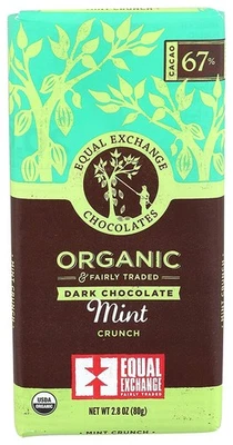 Crujiente de menta de chocolate negro orgánico Equal Exchange, 2,8 onzas Foto 1 de 2