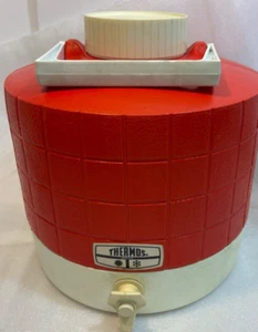 Thermos Push Button Water Jug Plastic Red White - Bild 1 von 9
