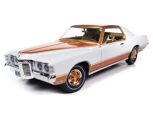 American Muscle 1969 Pontiac Grand Prix (Royal Bobcat) 1:18 Scale Diecast - Picture 1 of 14