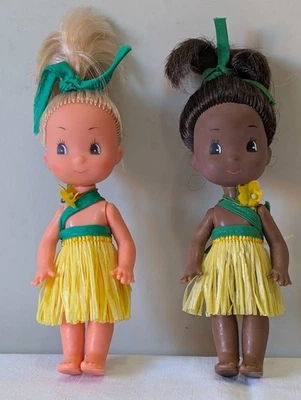 LOTTO 2 BAMBOLE FURGA UNA CHIARA E UNA MORA MINI DOLL MADE IN ITALY VINTAGE - Immagine 1 di 4