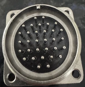 Stecker 2rMGD33B32SH5E2B (2РМГД33Б32Ш5Е2Б) NOS USSR Posten 1 Stück + - Bild 1 von 5